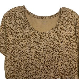 Leopard Print Short Sleeve Top